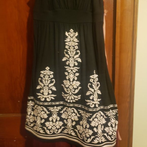 Formal Black dress - Picture 2 of 4